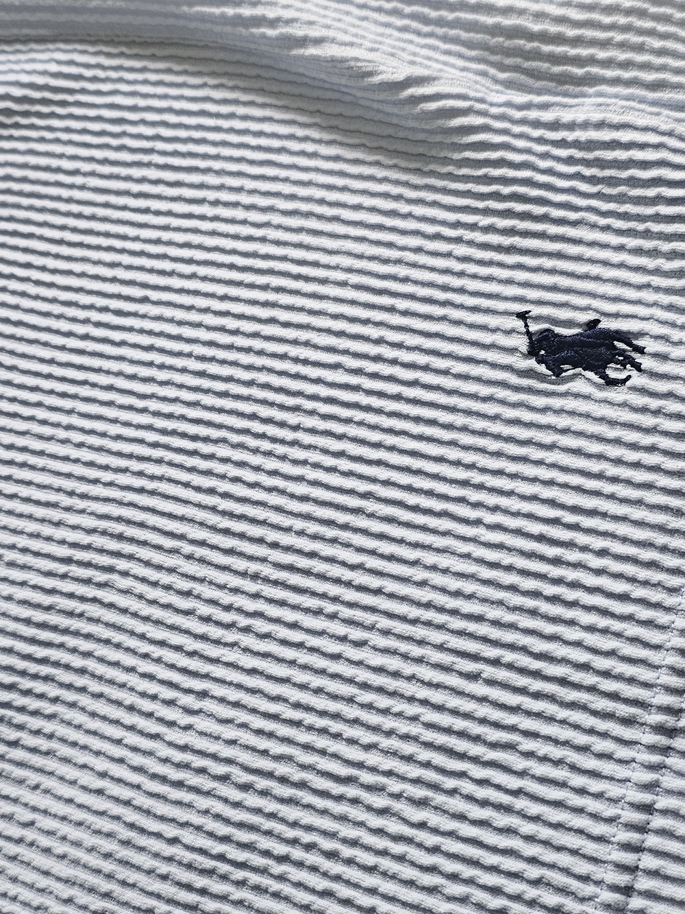 Polo by Ralph Lauren Light Blue Seersucker Crew Neck T-Shirt - Picture 2 of 4